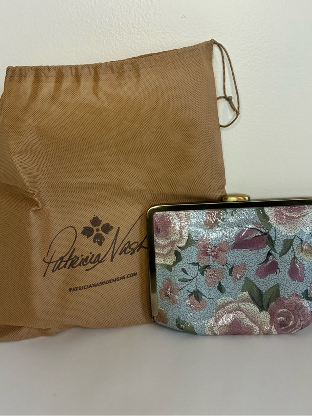 Patricia Nash Crackled Rose Garden Chain-Handle Clutch - Picture 6 of 16